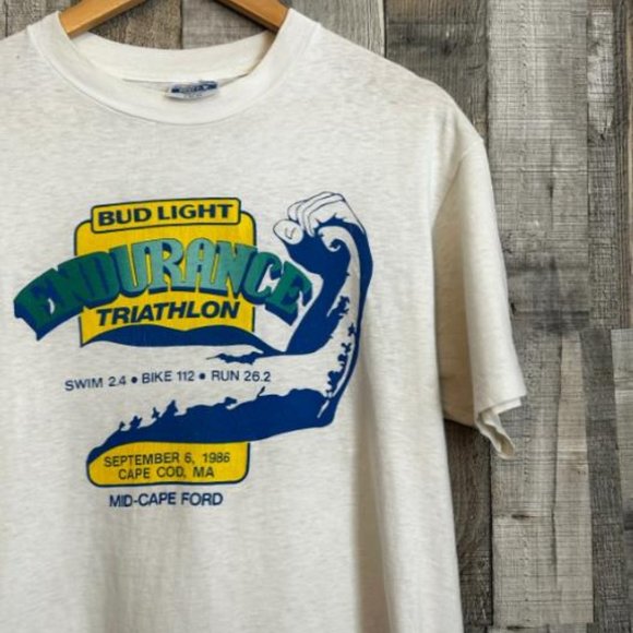 Tshirt - Picture 1 of 1